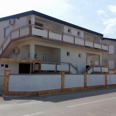 Apartmani Matovina Vir Dış mekan fotoğraf